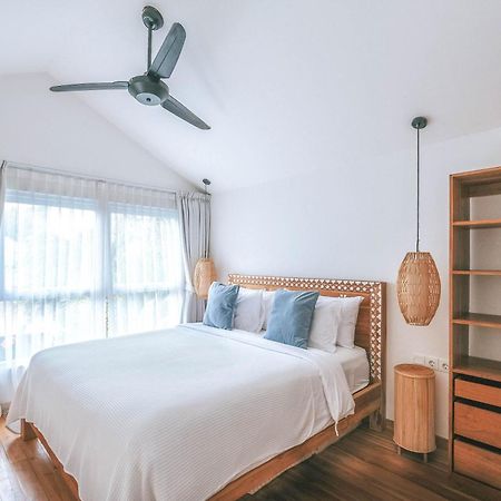 Sun & Moon Villa Canggu Dış mekan fotoğraf