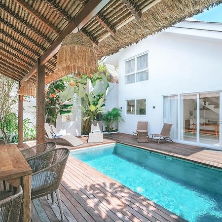 Sun & Moon Villa Canggu Dış mekan fotoğraf